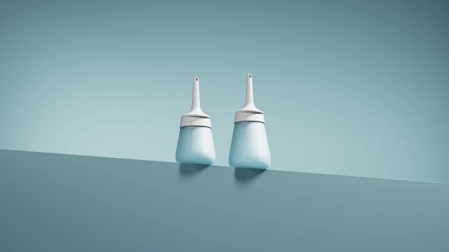 Bilde av Peristeen Light 175 ml og Peristeen Light 250 ml. Peristeen Light er et lavvolum TAI-system som er utviklet for å hjelpe personer med å håndtere tarmproblemer som avføringslekkasje eller forstoppelse. 